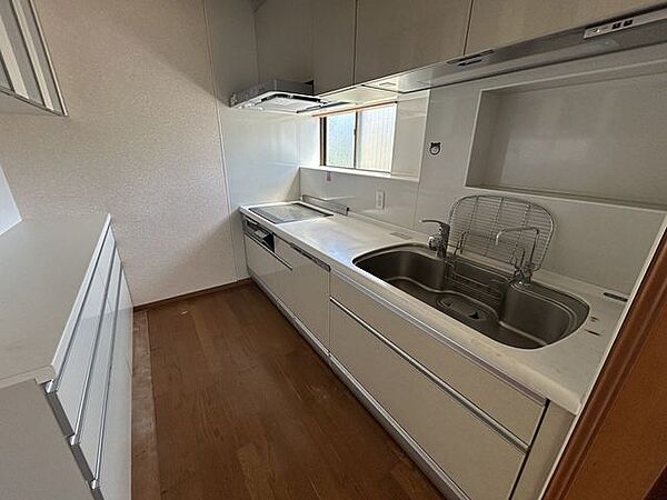 キッチンを拡大表示