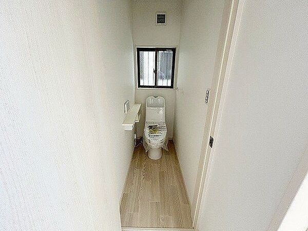 トイレを拡大表示