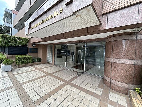 エントランスを拡大表示