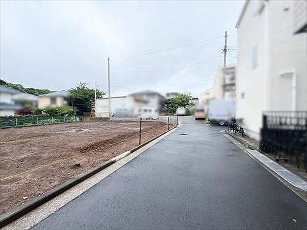 前面道路（2026年7月撮影）