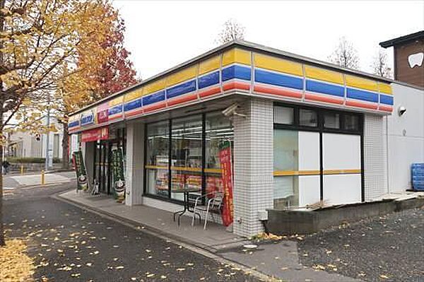 ミニストップ松戸小金原店まで1060m