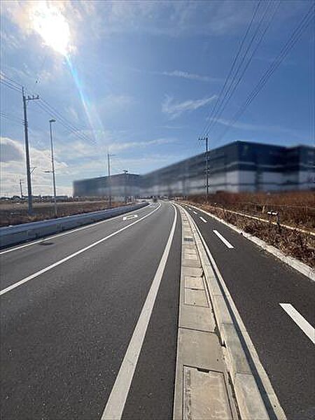 南東側前面道路（2026年2月撮影）