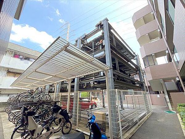 駐輪場・駐車場
