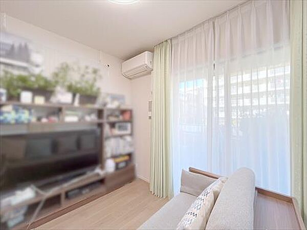 リビングダイニング（床暖房付き）