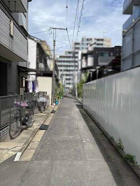南側前面道路写真