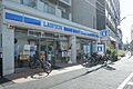 ローソン明大前...