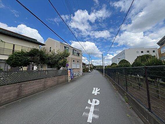 南側前面道路