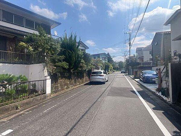 南西側前面道路