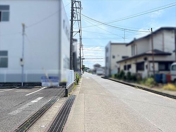 現地含む前面道路