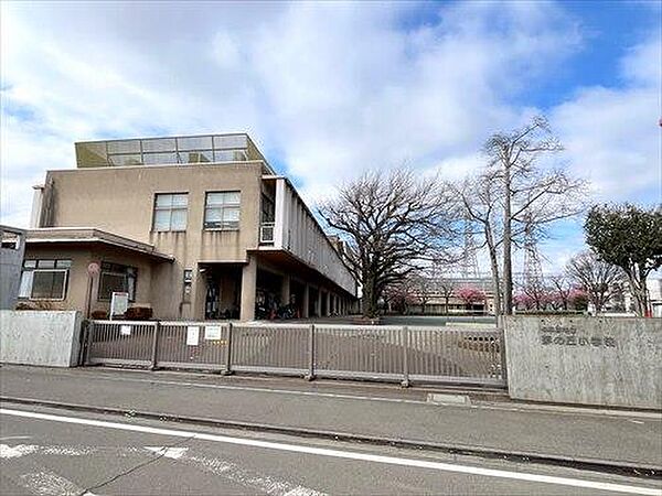 相模原市立夢の丘小学校まで1670m