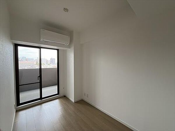 洋室（約4.5帖）