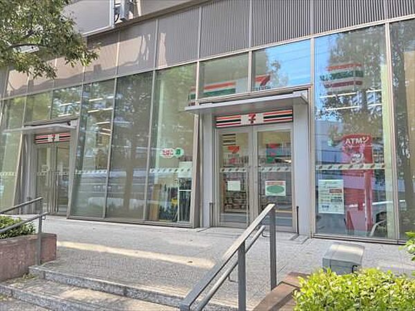セブンイレブン60m
