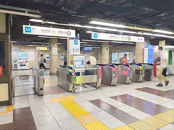 東京メトロ有楽町線「千川駅」730m