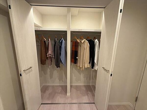 納戸（約4.0帖）収納