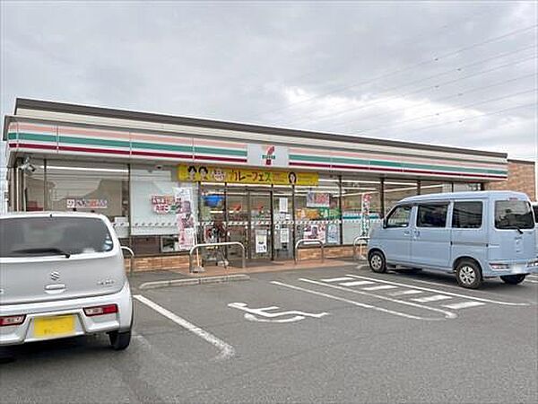 セブンイレブン狭山水野店 880m