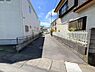 その他：東側道路（物件：右手）