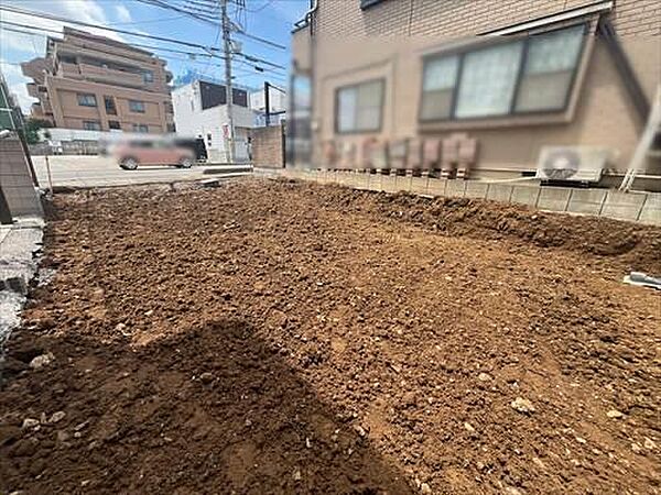 現地
