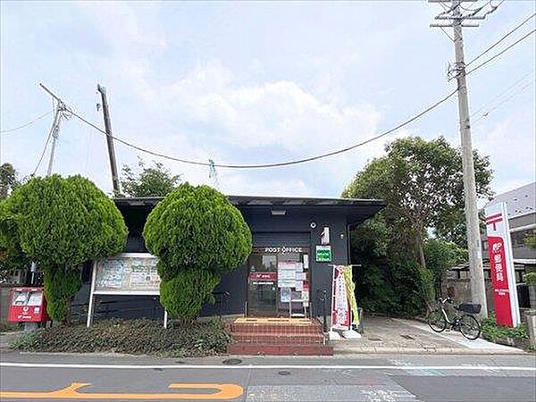 練馬上石神井北郵便局-180m