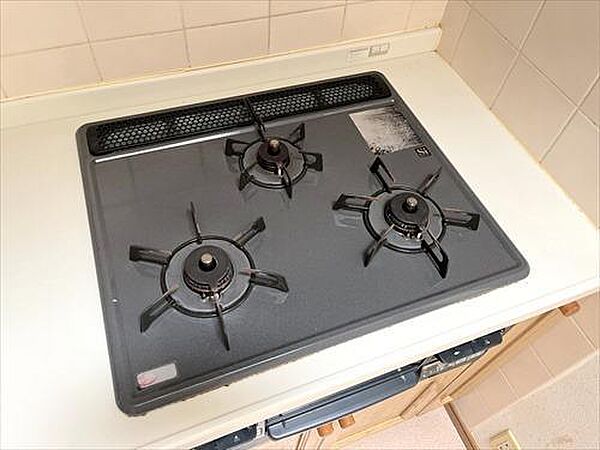 三口コンロ