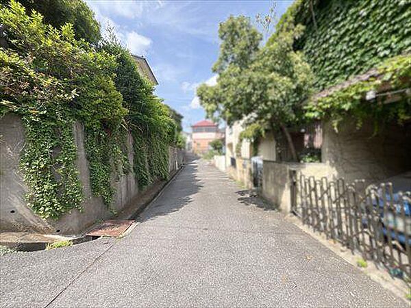 南東側前面道路（1）2026年5月撮影
