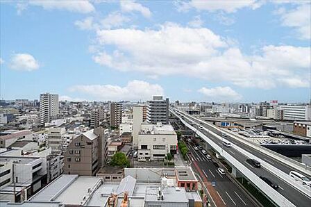 南側バルコニーからの眺望