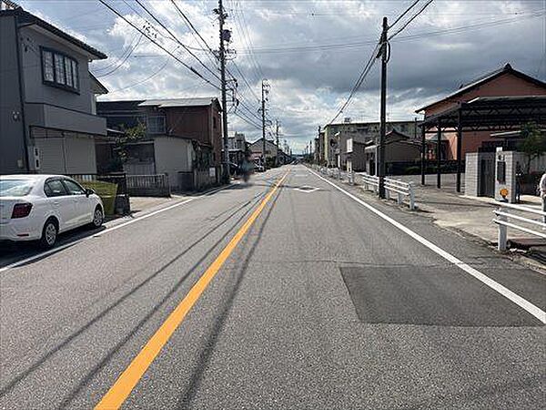 前面道路2