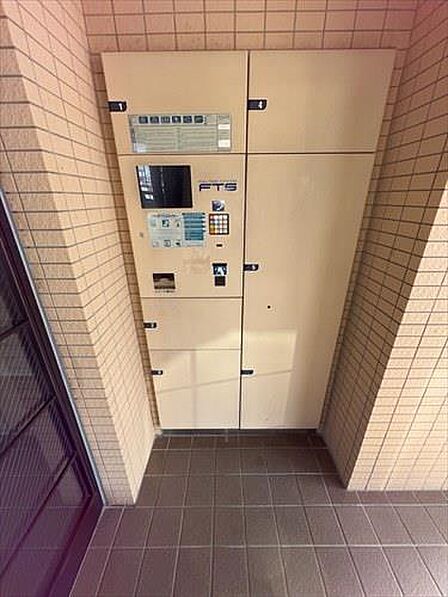 宅配ボックス