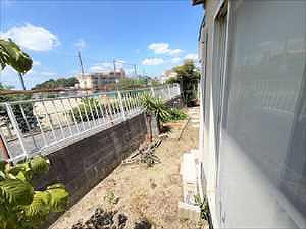 庭　