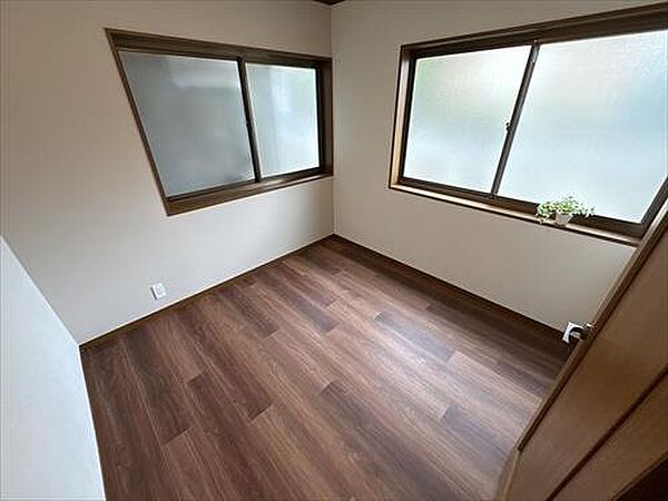 洋室4.25帖