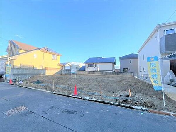 外観：327002223344