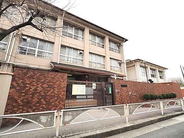 大阪市立晴明丘南小学校 750m