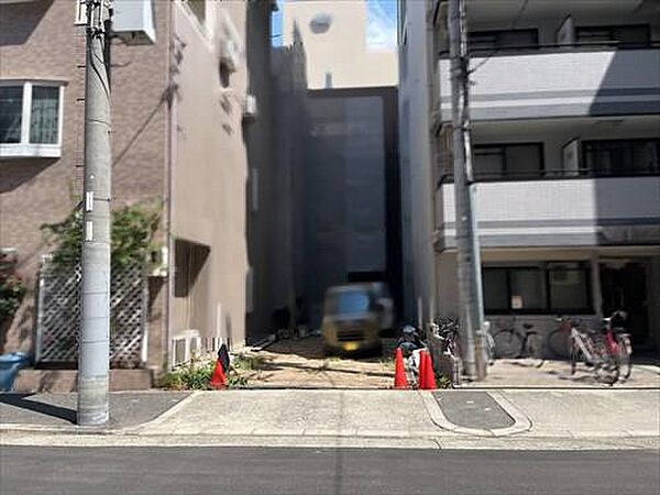 外観：327002972756