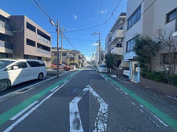 前面道路（西側...