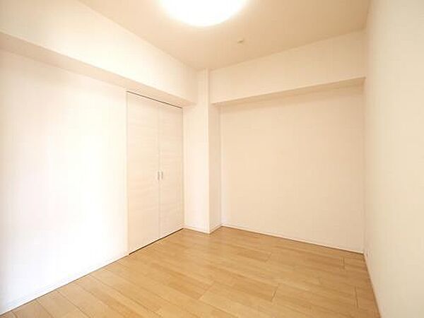 洋室約4.8帖