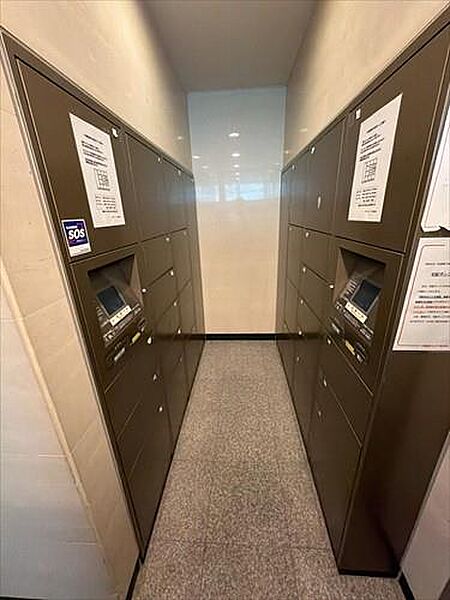 宅配ボックス