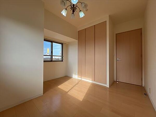 洋室約6.8帖