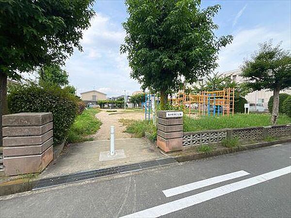 鳳中町第2公園　約50m