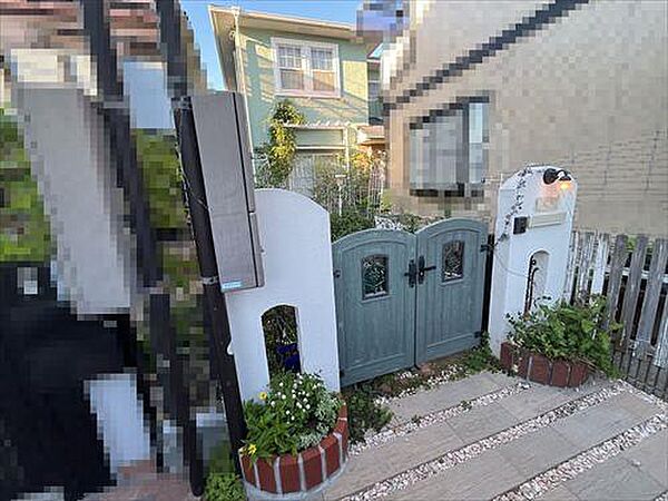 外観：327002994317
