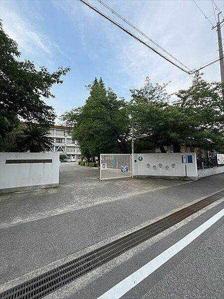 豊中市立北条小学校まで500m