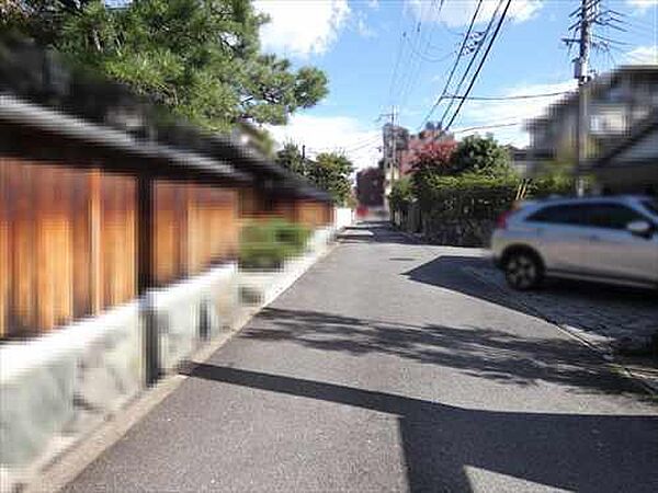 南側前面道路
