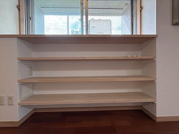 リビングダイニング収納