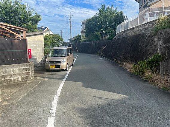 北東側接面道路