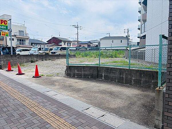現地
