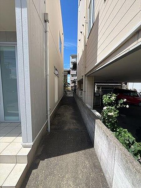 敷地内東側
