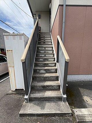 共用部階段