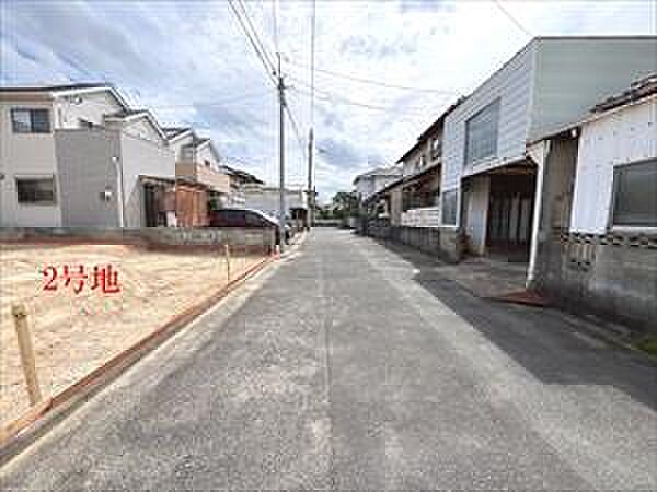 南側前面道路（東側方向）