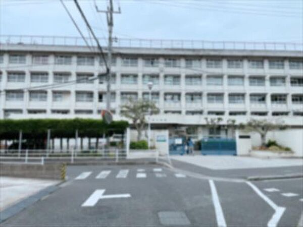 広島市立五日市中央小学校780m