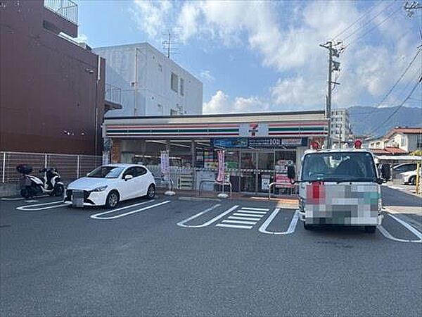 セブンイレブン広島コイン通り店340m