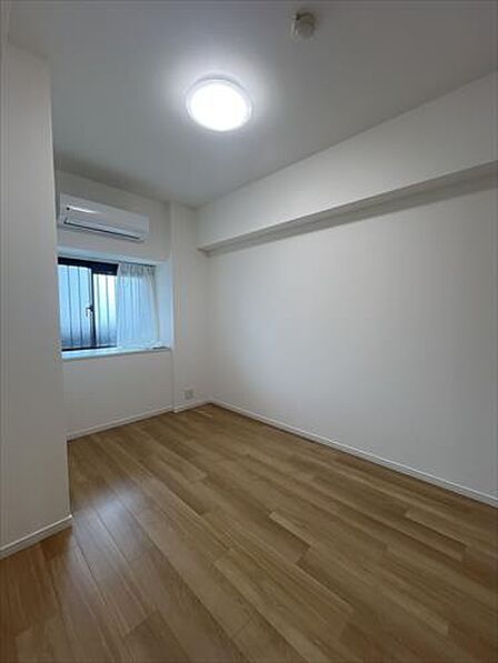 洋室5.6帖