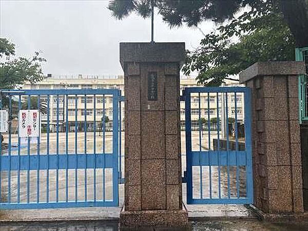 広島市立草津小学校450m